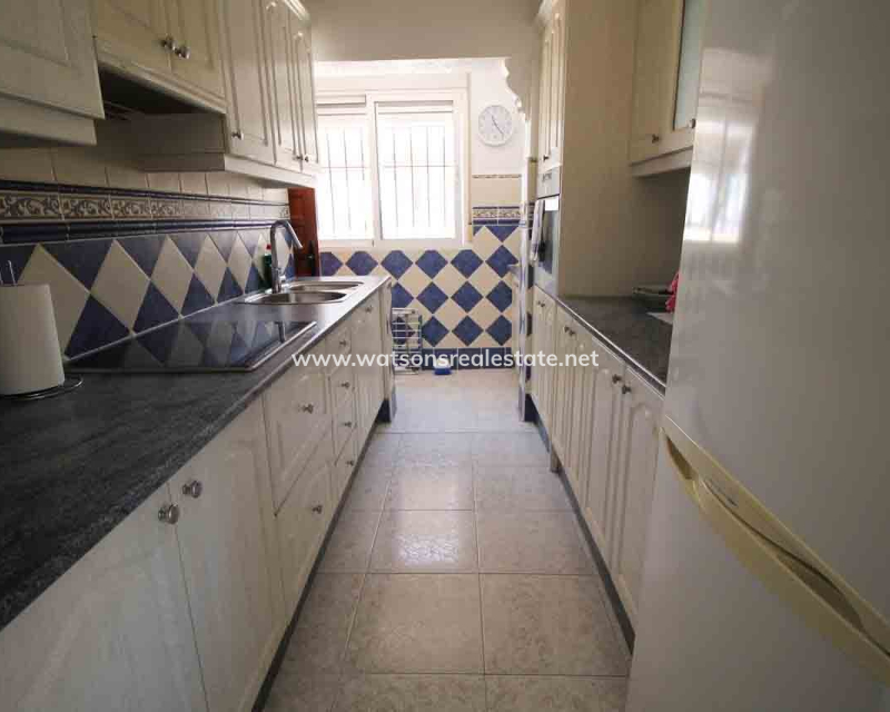 Resale - Freistendhe Villa - Urb. La Marina