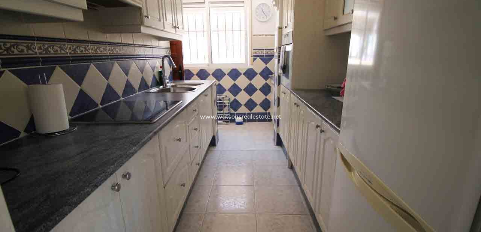 Resale - Freistendhe Villa - Urb. La Marina