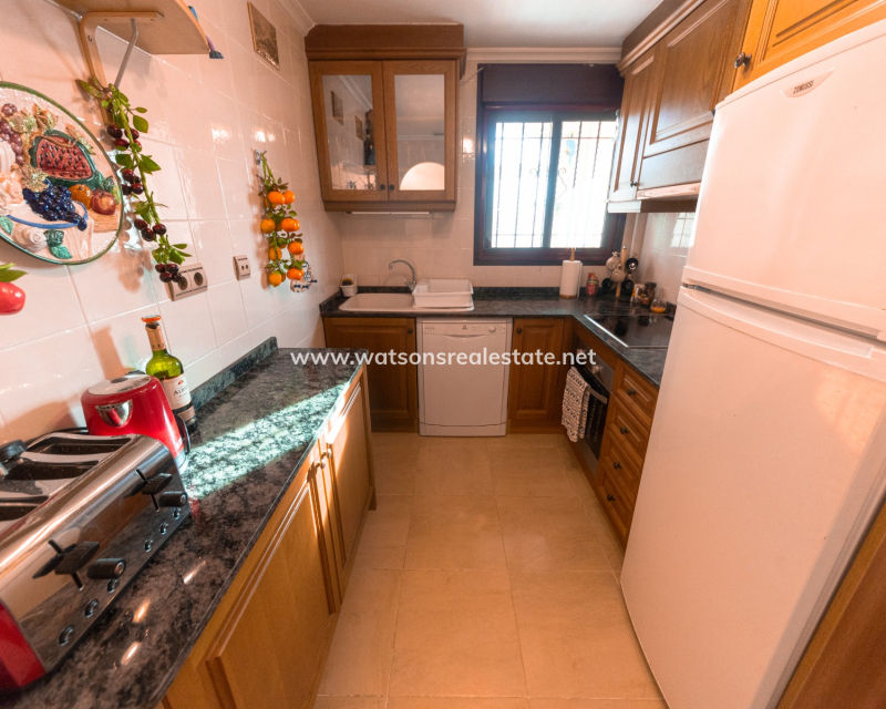 Resale - Freistendhe Villa - Urb. La Marina