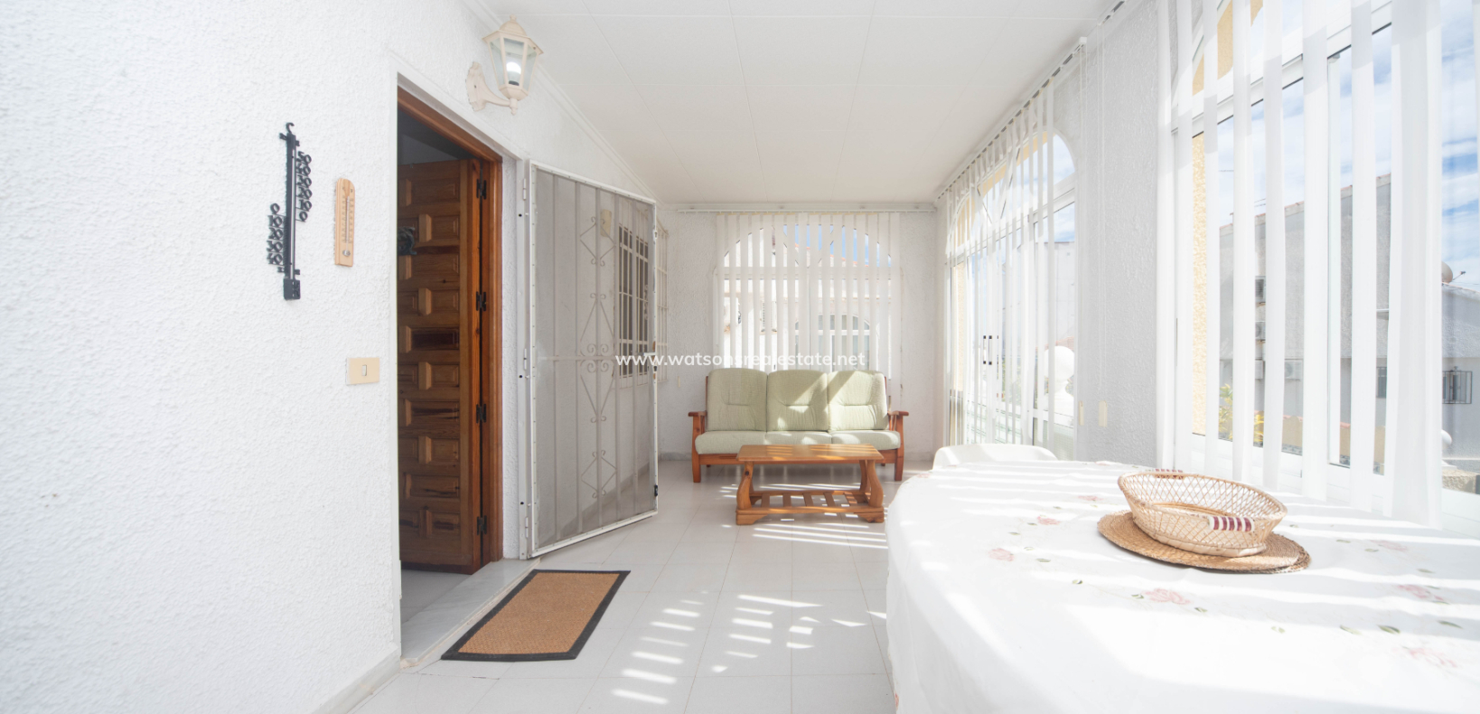 Resale - Freistendhe Villa - Urb. La Marina