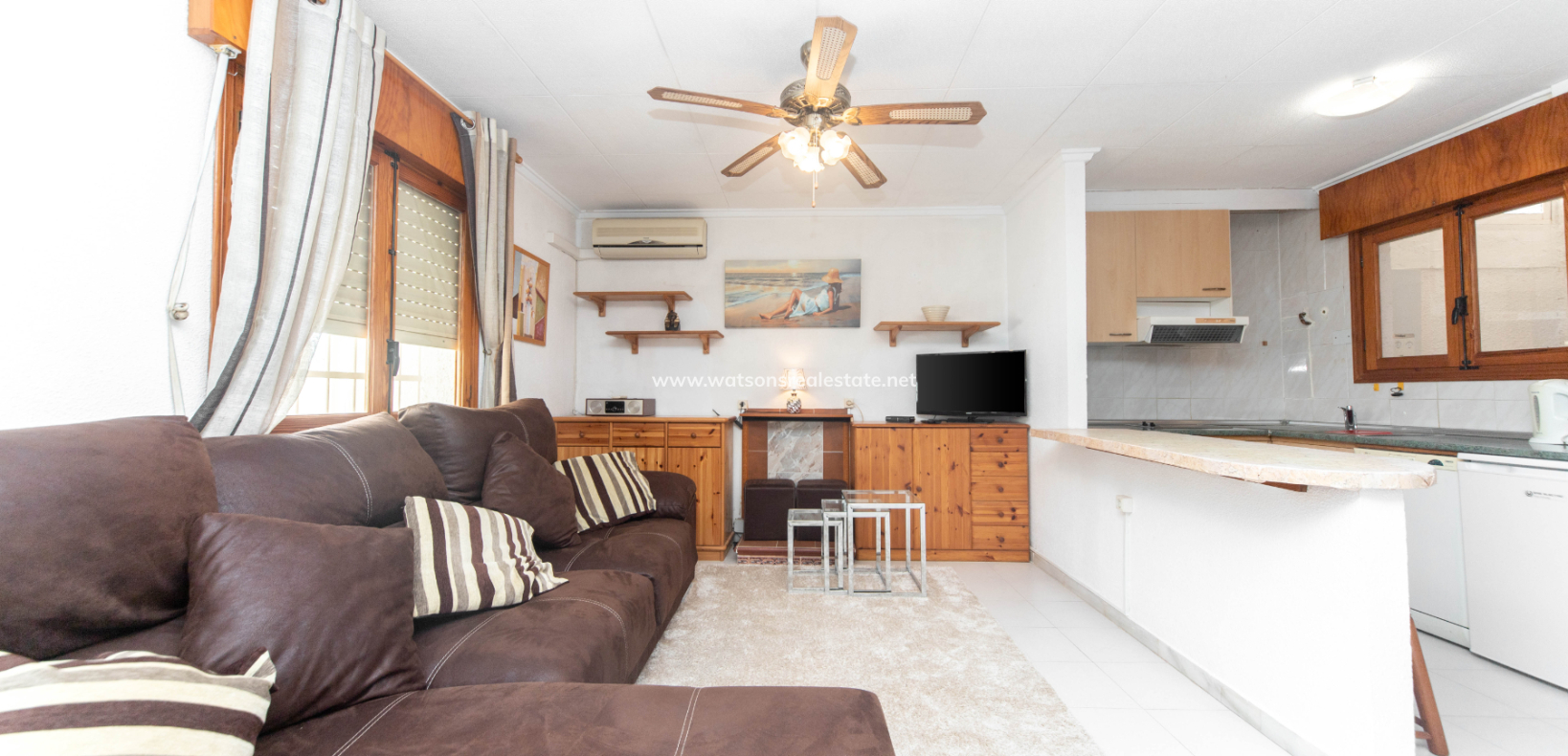 Resale - Freistendhe Villa - Urb. La Marina