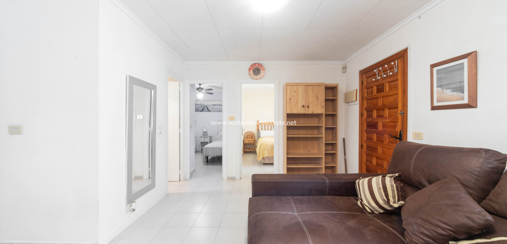 Resale - Freistendhe Villa - Urb. La Marina