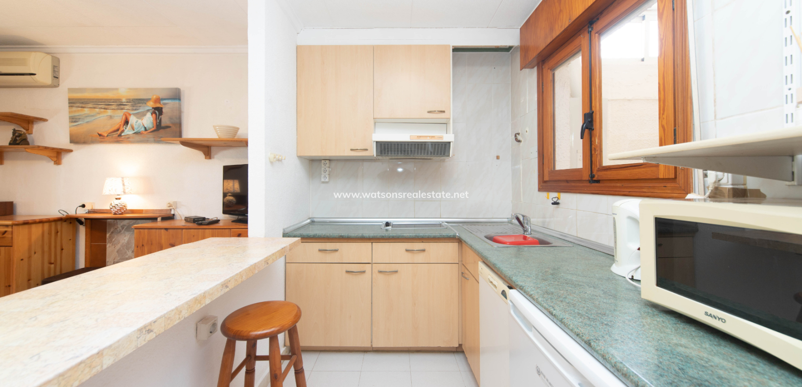 Resale - Freistendhe Villa - Urb. La Marina