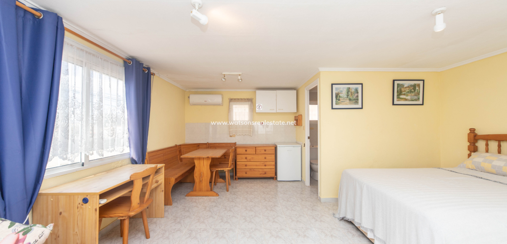 Resale - Freistendhe Villa - Urb. La Marina