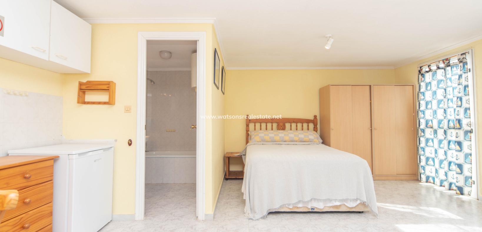 Resale - Freistendhe Villa - Urb. La Marina