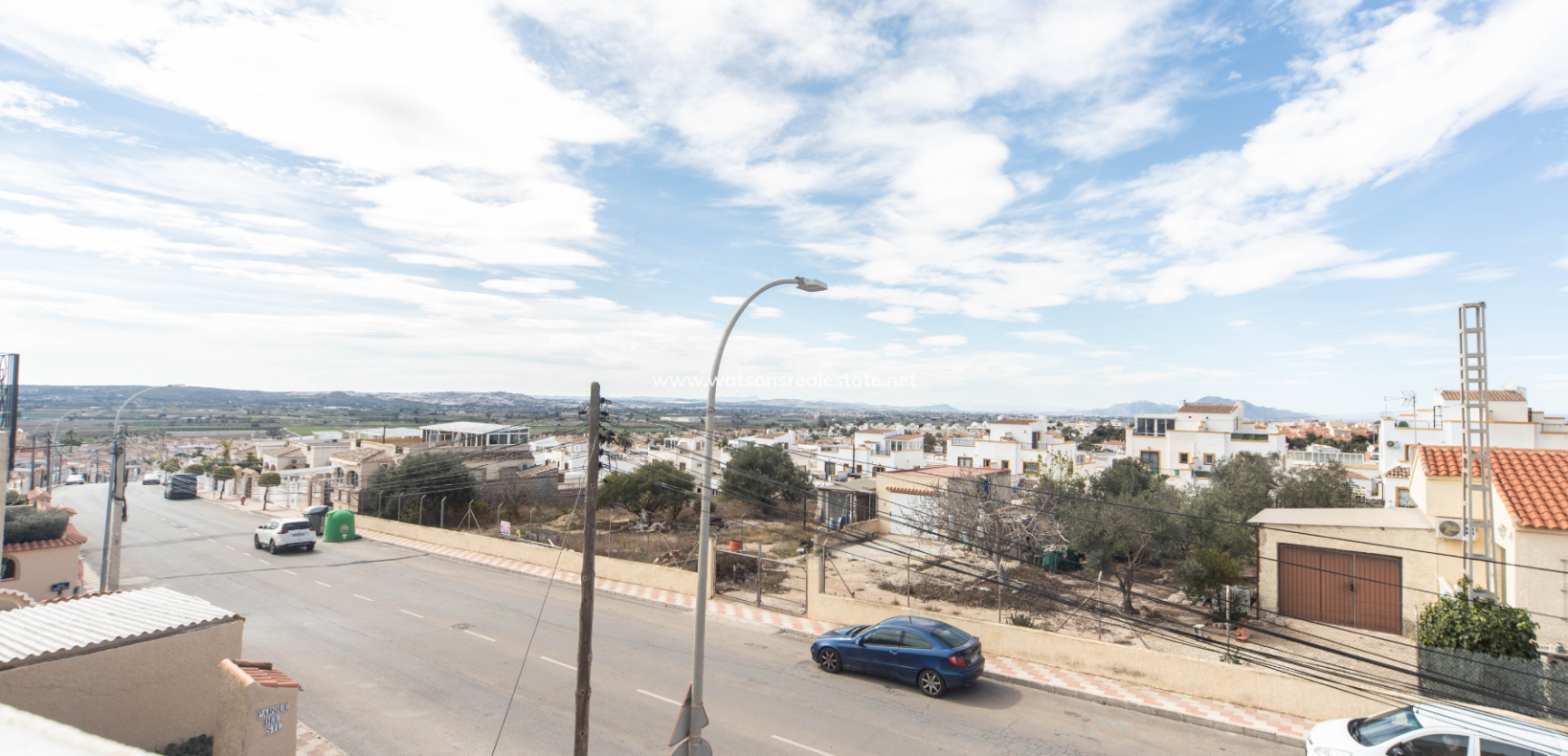 Resale - Freistendhe Villa - Urb. La Marina