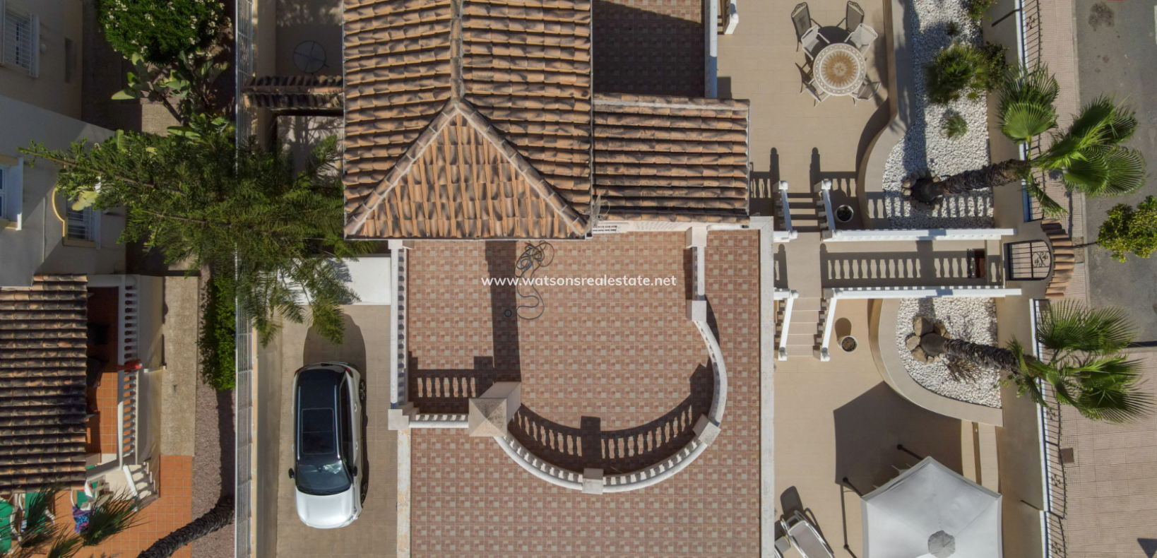 Resale - Freistendhe Villa - Urb. La Marina