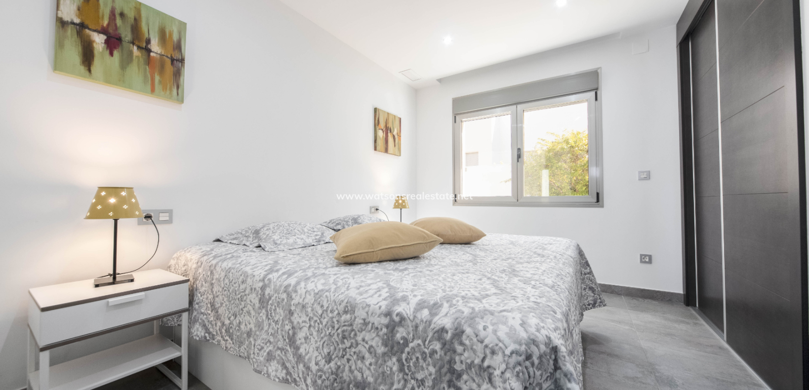 Resale - Freistendhe Villa - Urb. La Marina