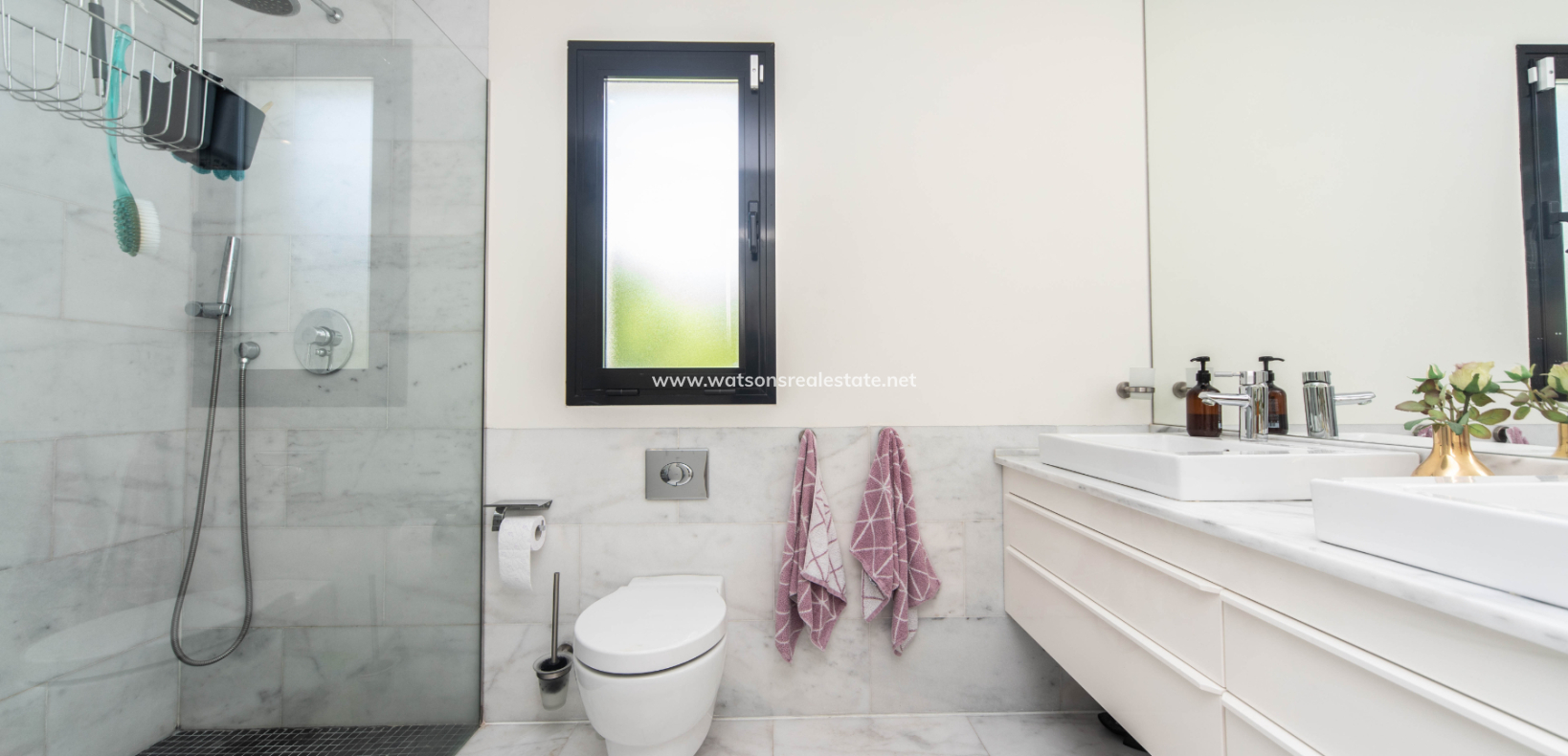 Resale - Freistendhe Villa - Urb. La Marina