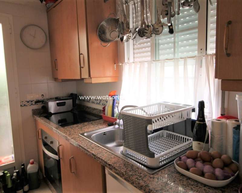 Resale - Freistendhe Villa - Urb. La Marina