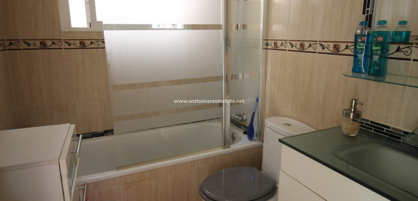 Resale - Freistendhe Villa - Urb. La Marina