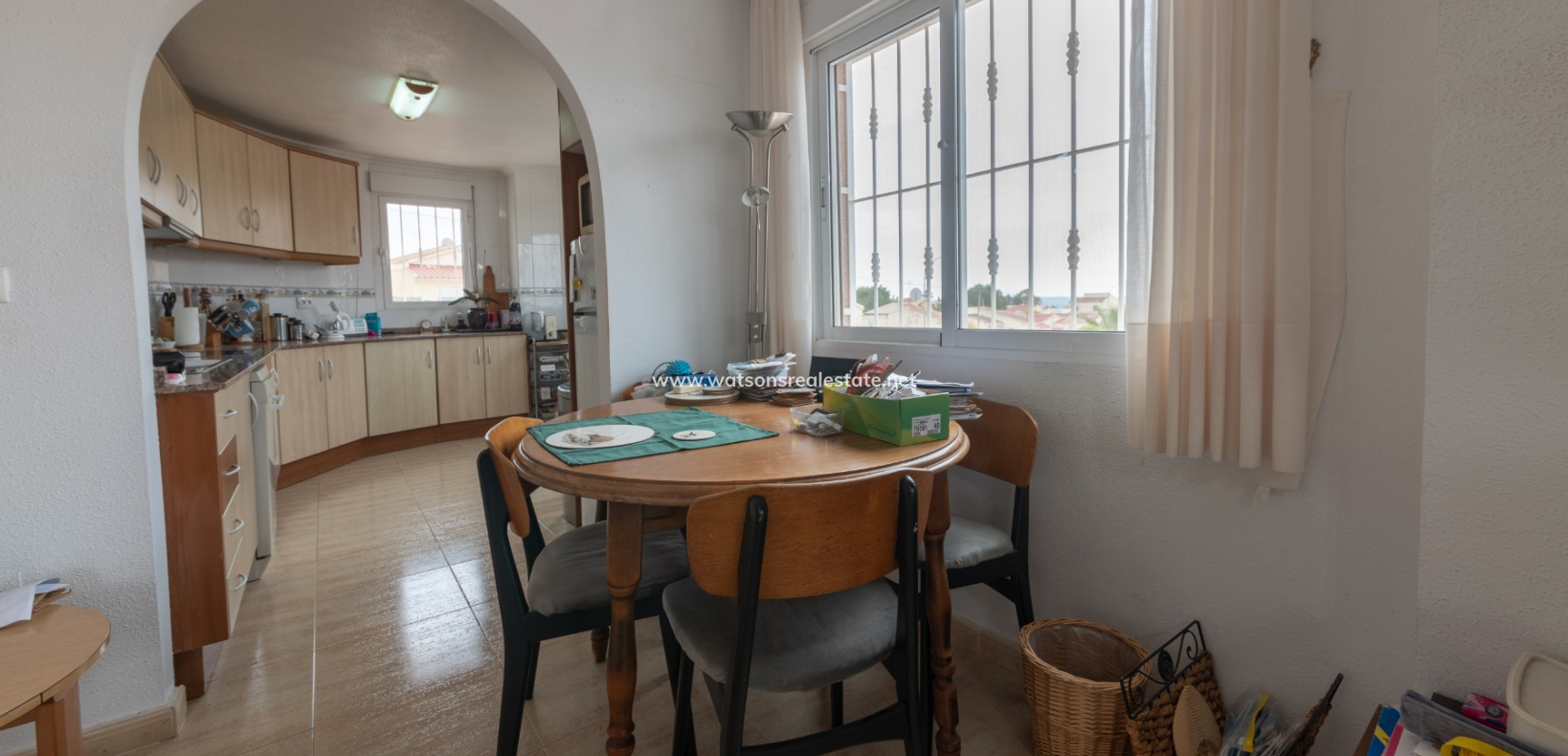 Resale - Freistendhe Villa - Urb. La Marina