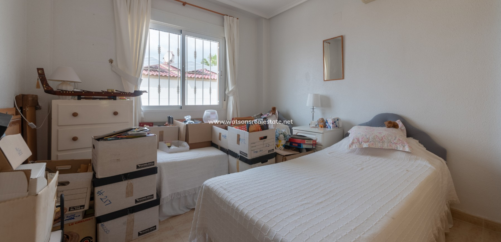 Resale - Freistendhe Villa - Urb. La Marina