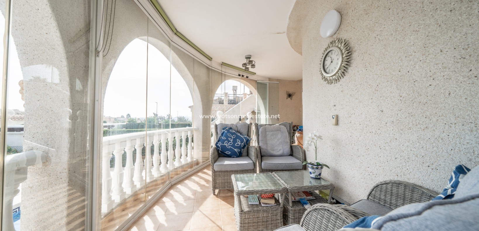 Resale - Freistendhe Villa - Urb. La Marina