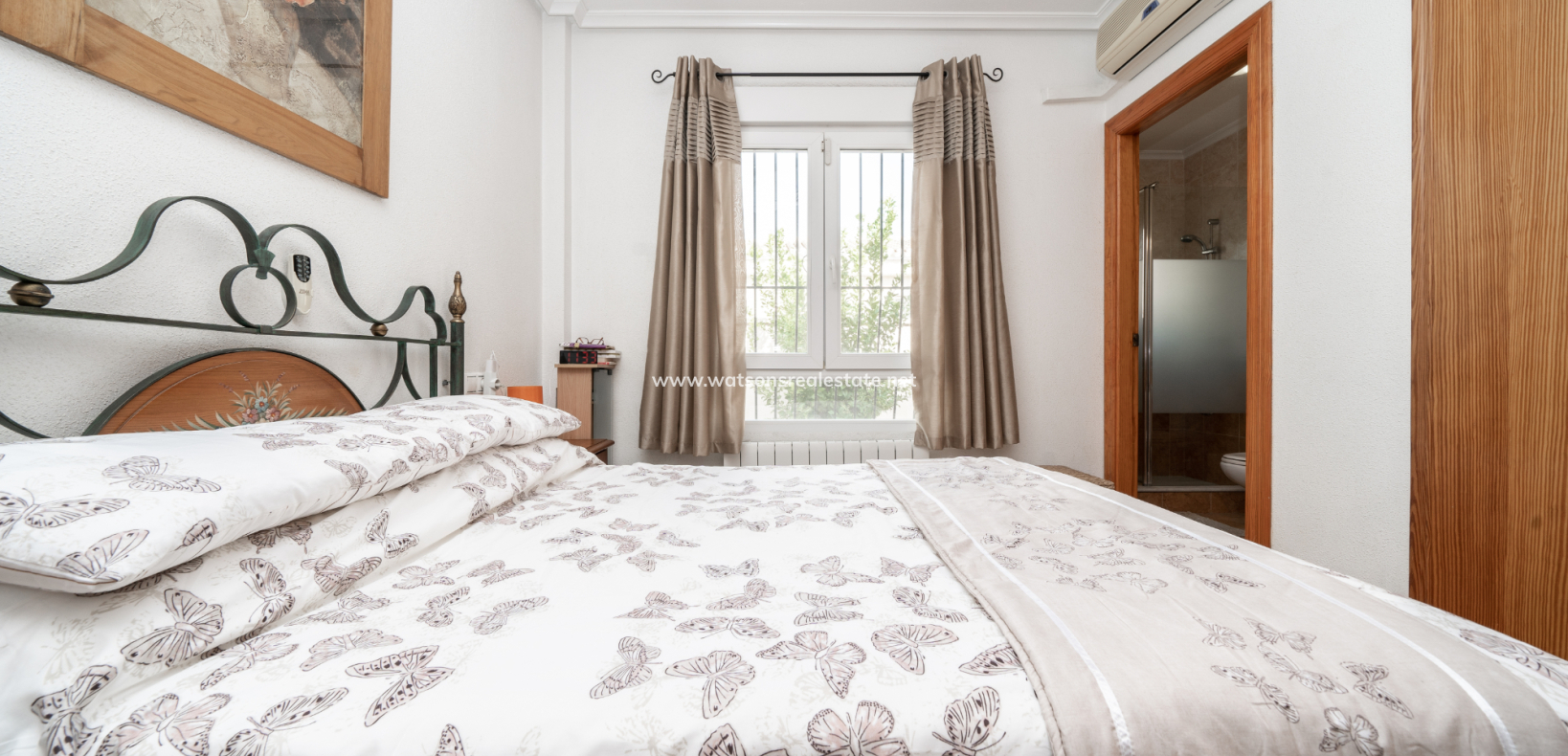 Resale - Freistendhe Villa - Urb. La Marina
