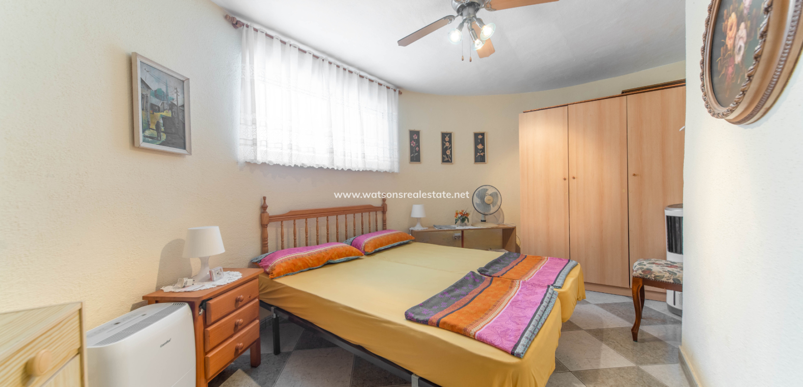Resale - Freistendhe Villa - Urb. La Marina