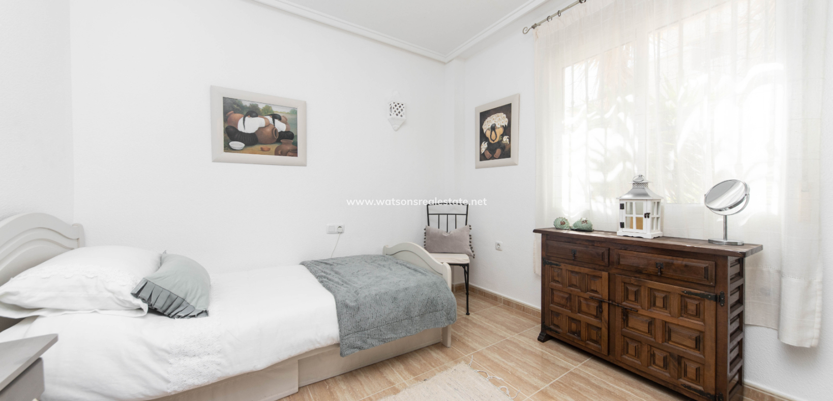Resale - Freistendhe Villa - Urb. La Marina