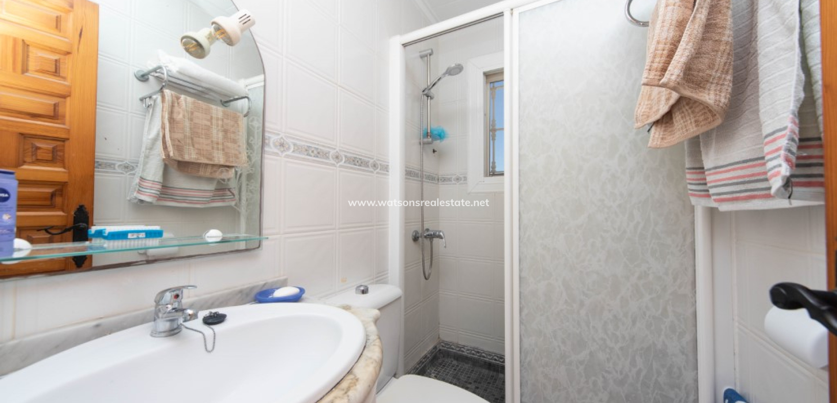 Resale - Freistendhe Villa - Urb. La Marina