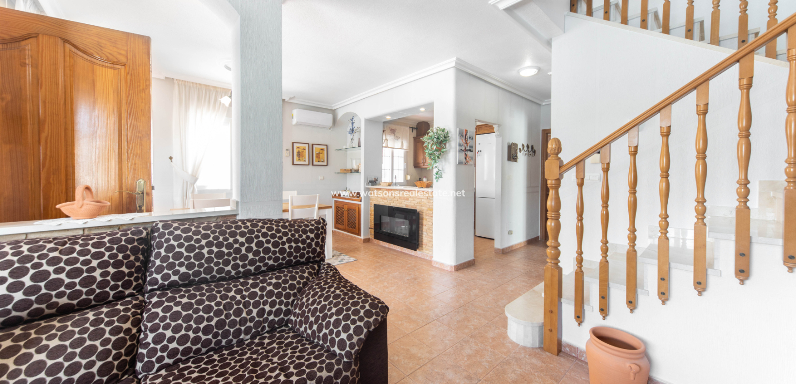 Resale - Freistendhe Villa - Urb. La Marina