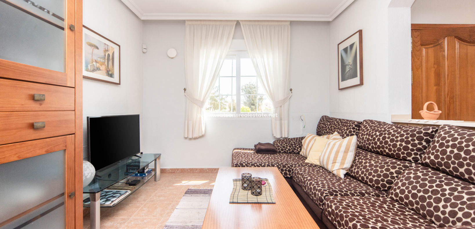 Resale - Freistendhe Villa - Urb. La Marina