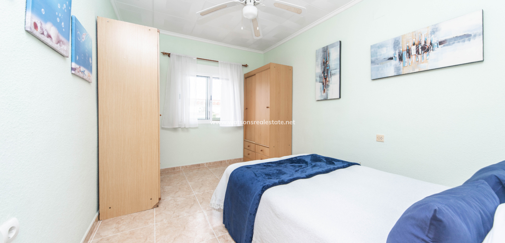 Resale - Freistendhe Villa - Urb. La Marina