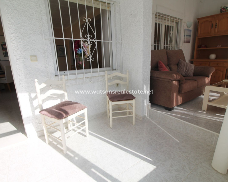 Resale - Freistendhe Villa - Urb. La Marina