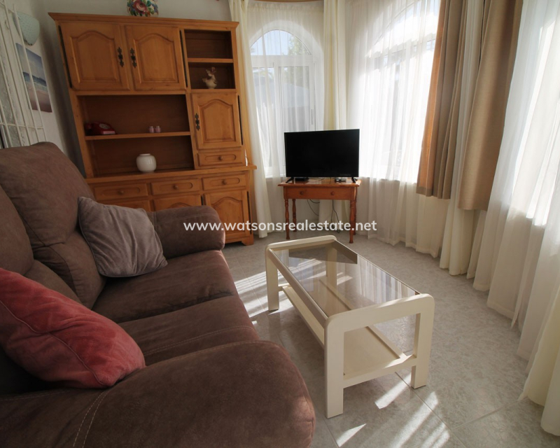 Resale - Freistendhe Villa - Urb. La Marina