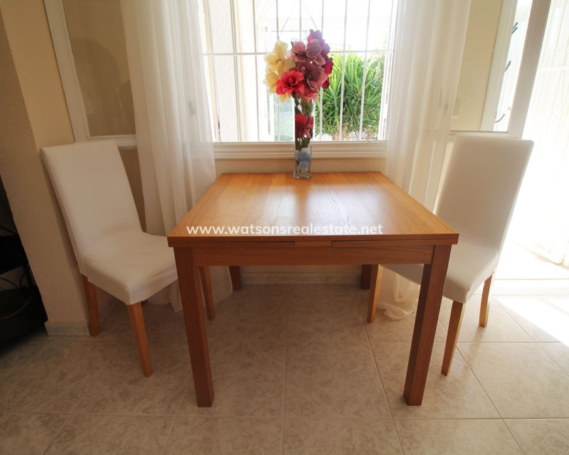 Resale - Freistendhe Villa - Urb. La Marina