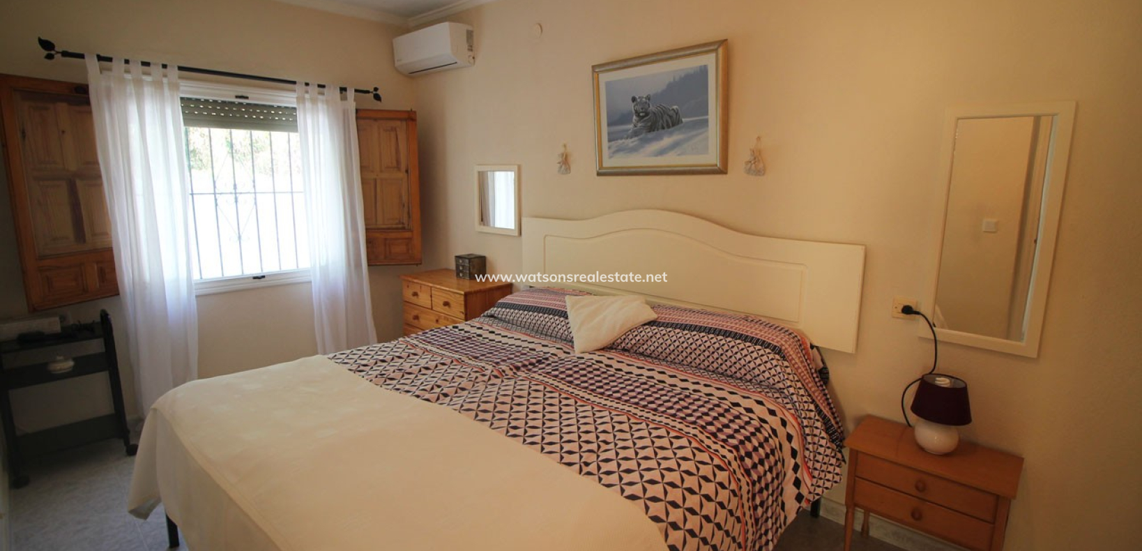 Resale - Freistendhe Villa - Urb. La Marina