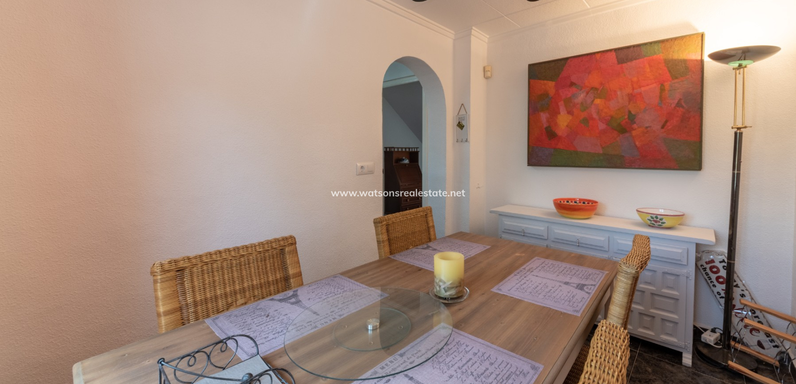 Resale - Freistendhe Villa - Urb. La Marina