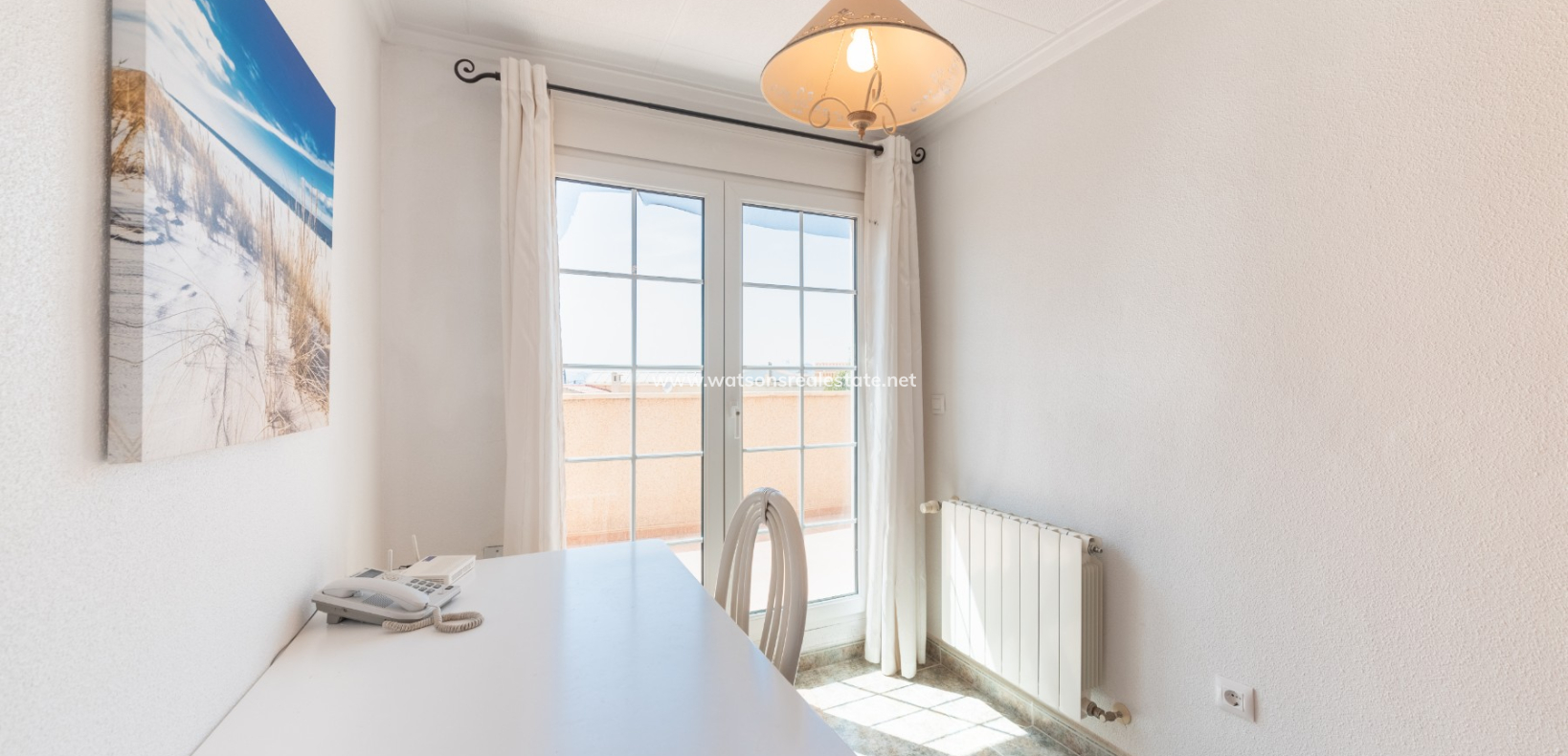 Resale - Freistendhe Villa - Urb. La Marina