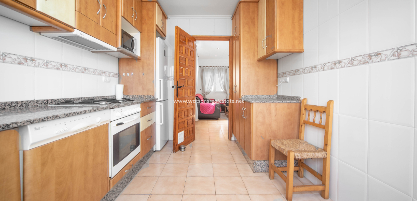 Resale - Freistendhe Villa - Urb. La Marina
