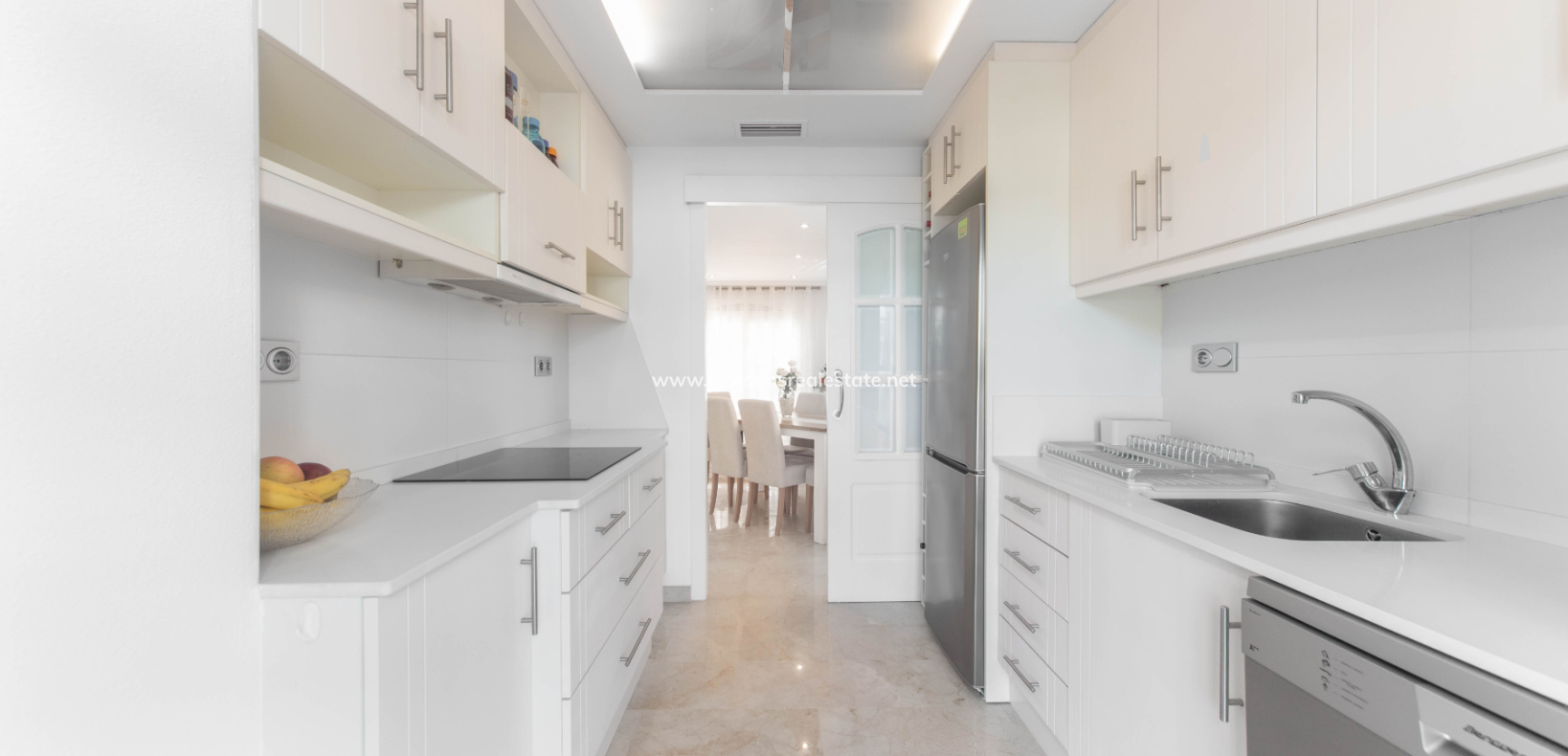 Resale - Freistendhe Villa - Urb. La Marina