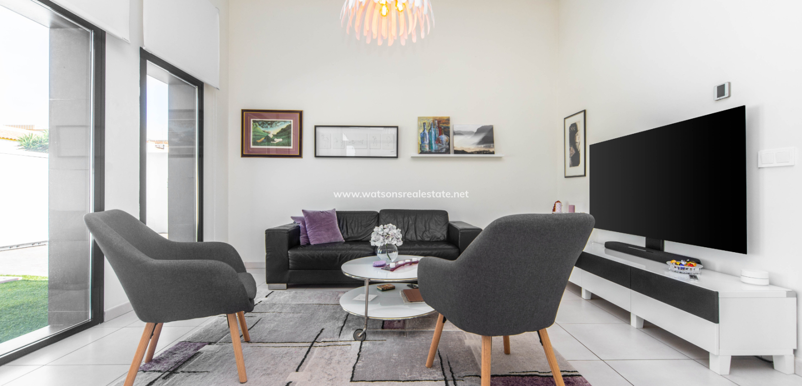 Resale - Freistendhe Villa - Urb. La Marina