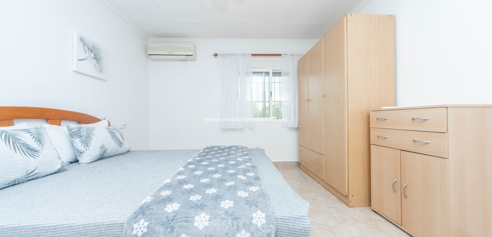 Resale - Freistendhe Villa - Urb. La Marina