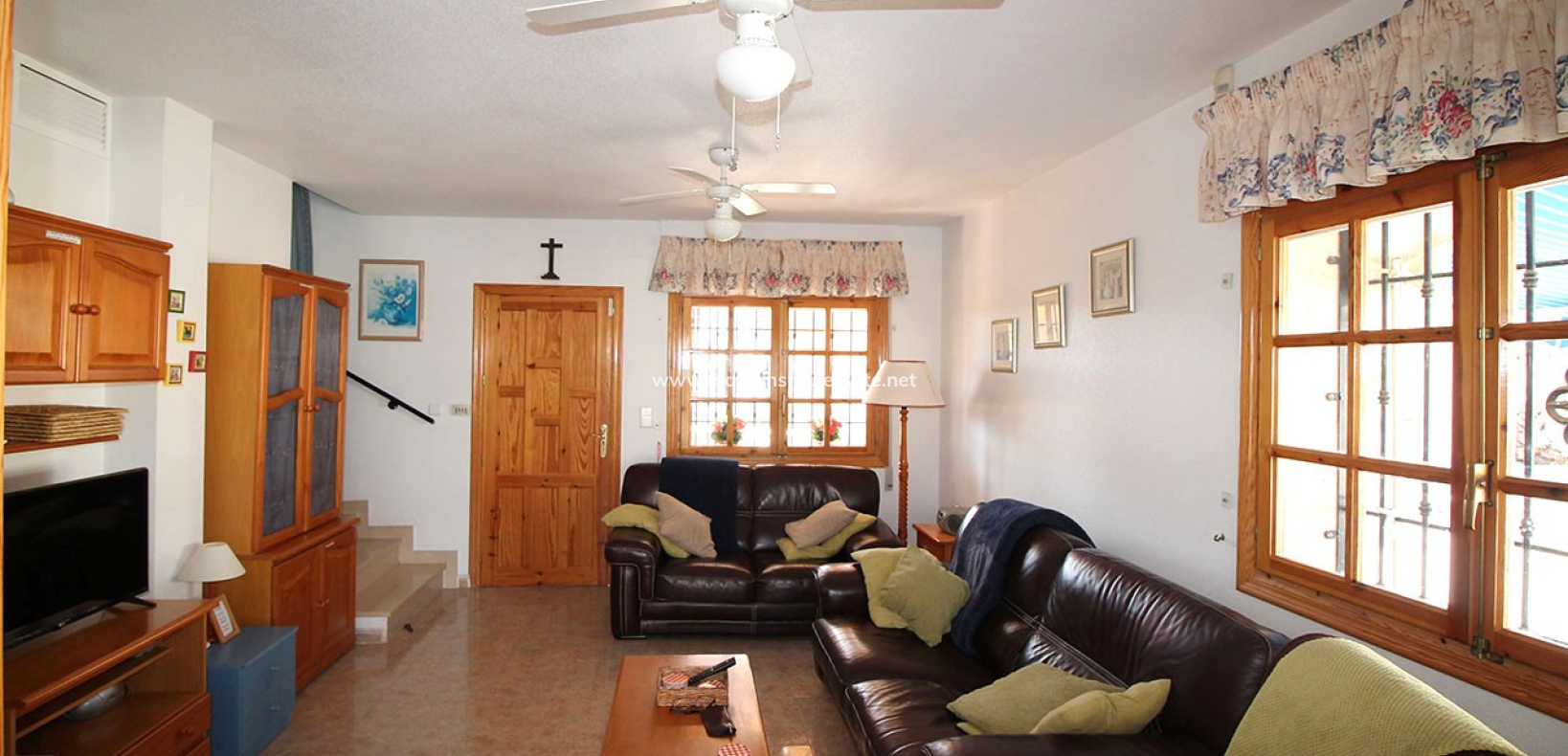 Resale - Freistendhe Villa - Urb. La Marina