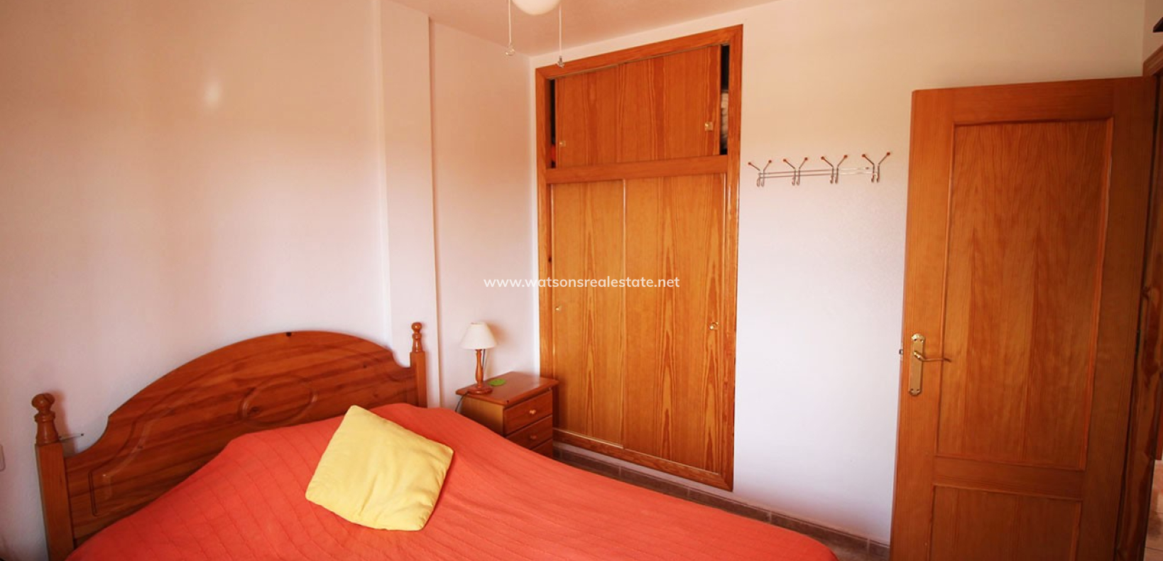 Resale - Freistendhe Villa - Urb. La Marina
