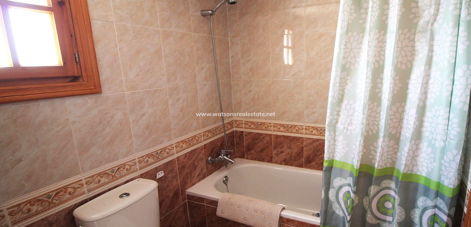 Resale - Freistendhe Villa - Urb. La Marina
