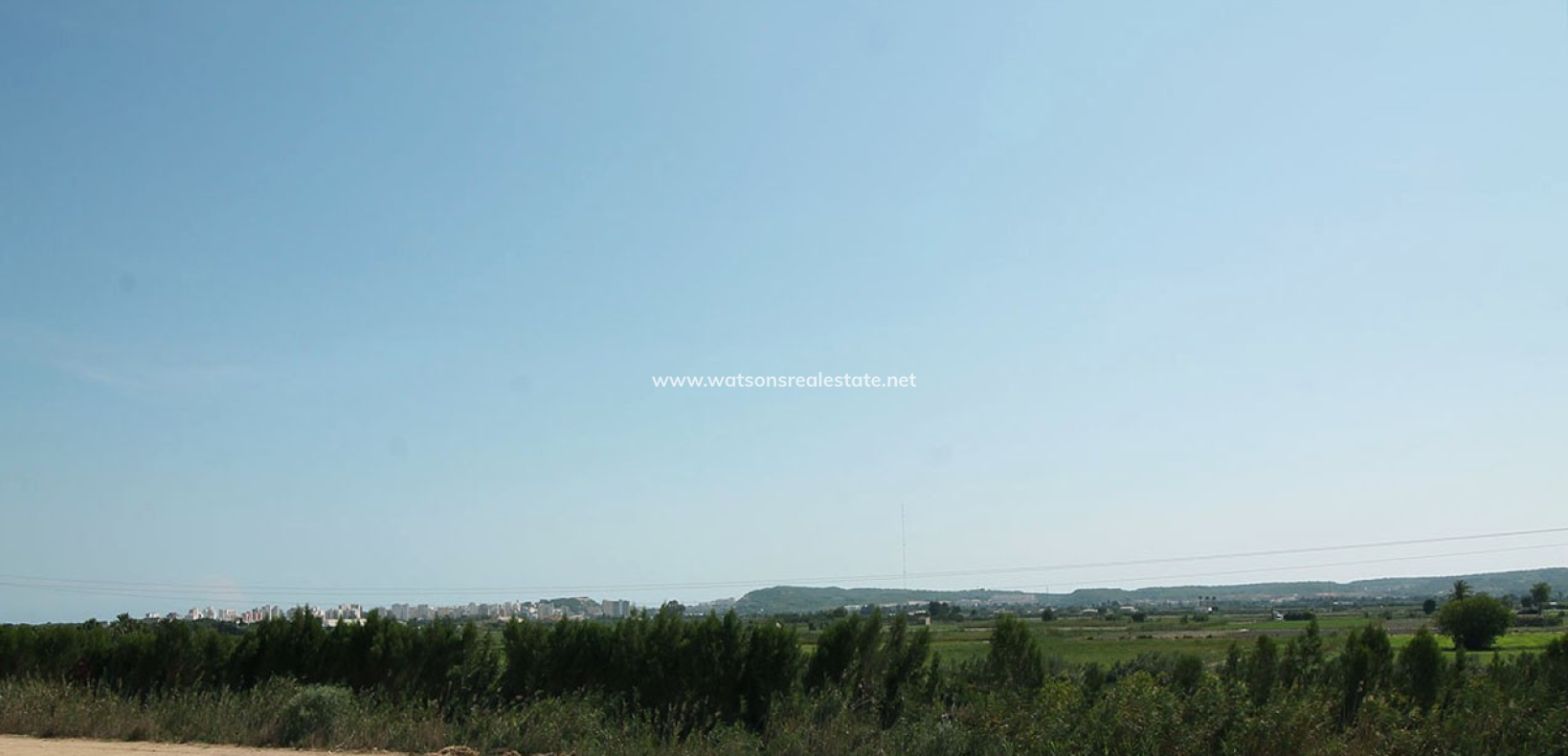 Resale - Freistendhe Villa - Urb. La Marina