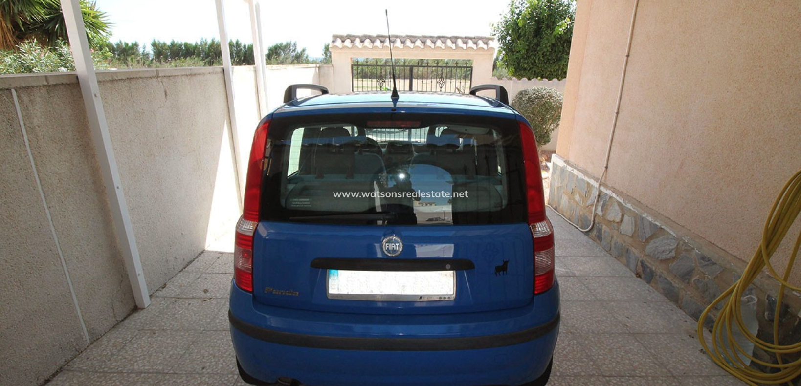 Resale - Freistendhe Villa - Urb. La Marina