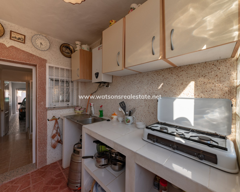 Resale - Freistendhe Villa - Urb. La Marina