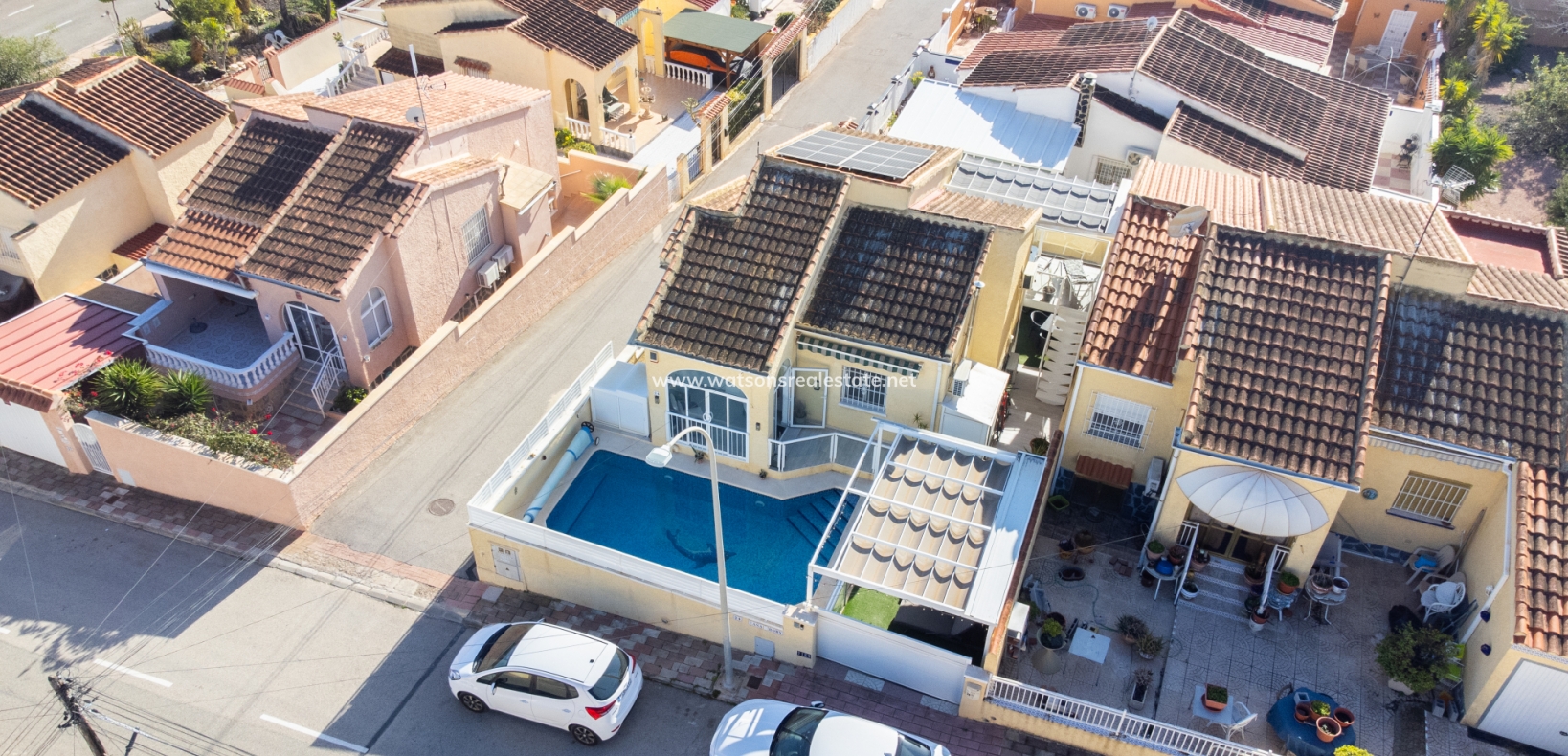 Resale - Freistendhe Villa - Urb. La Marina