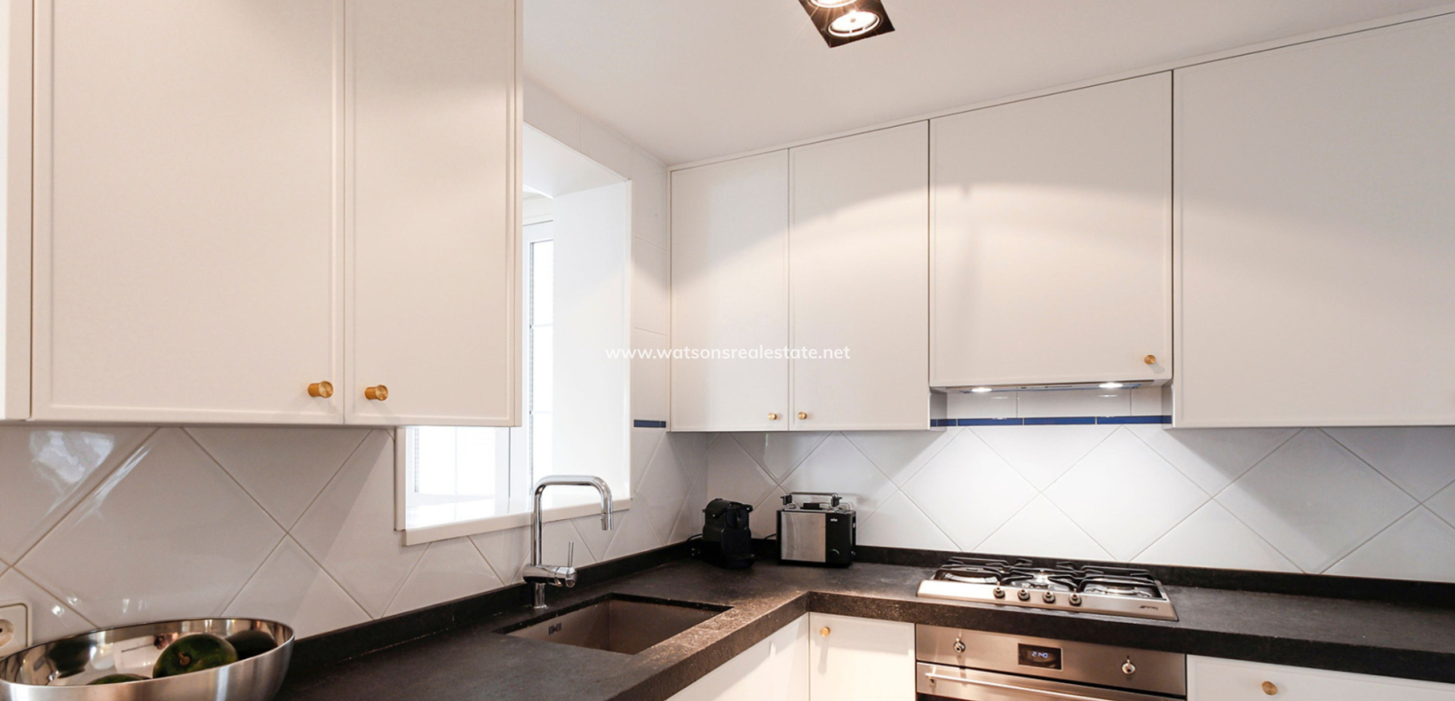 Resale - Freistendhe Villa - Urb. La Marina