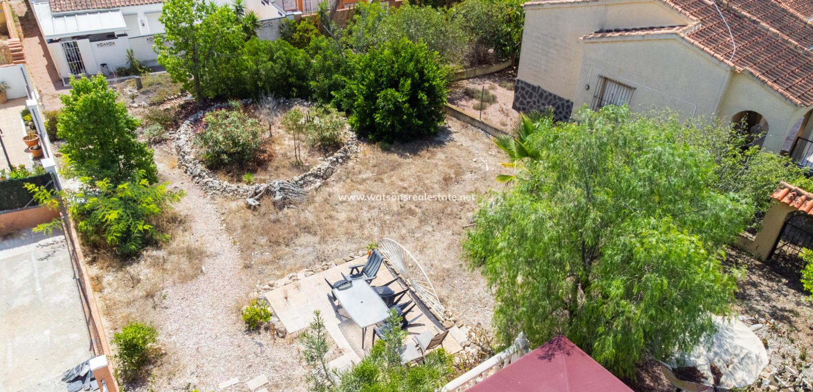 Resale - Freistendhe Villa - Urb. La Marina