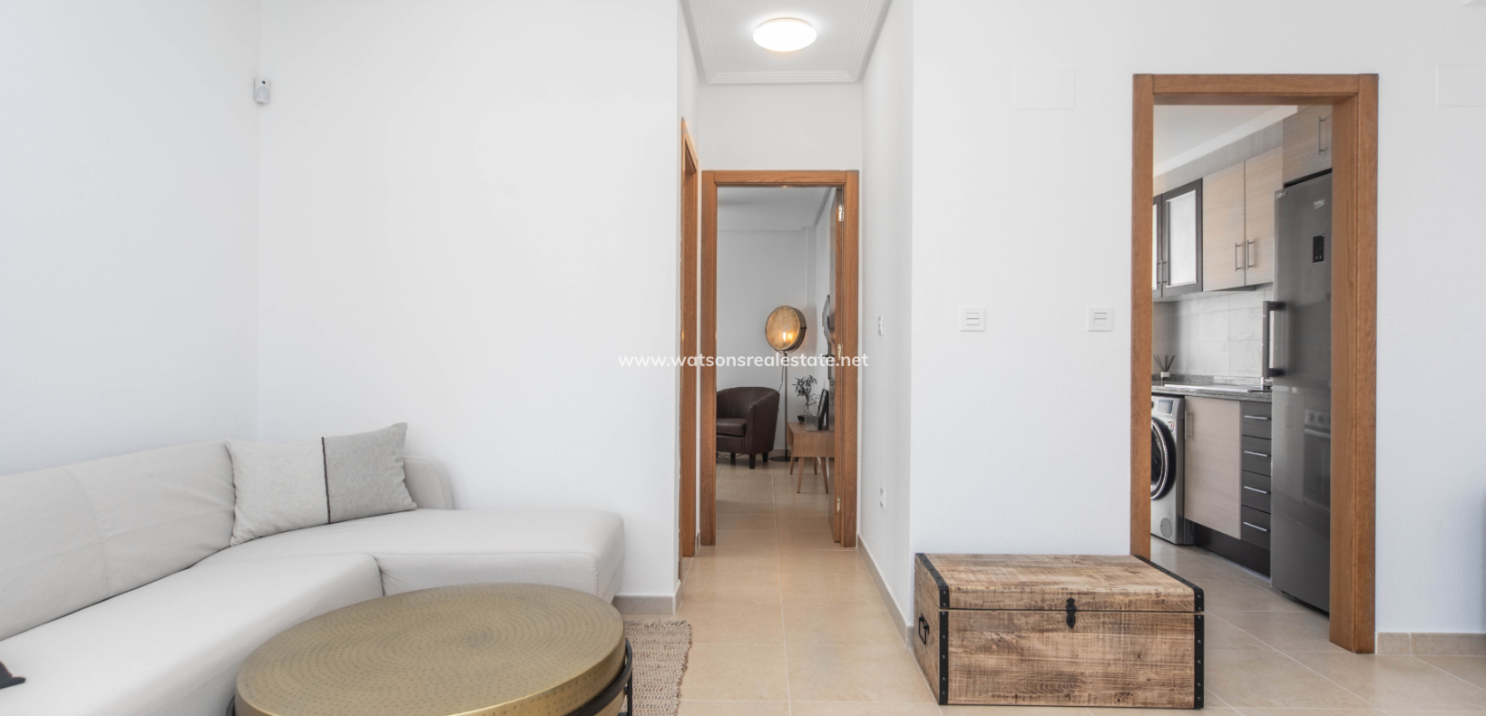 Resale - Freistendhe Villa - Urb. La Marina