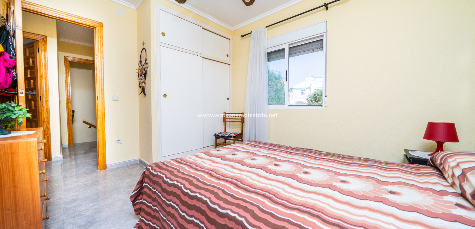 Resale - Freistendhe Villa - Urb. La Marina