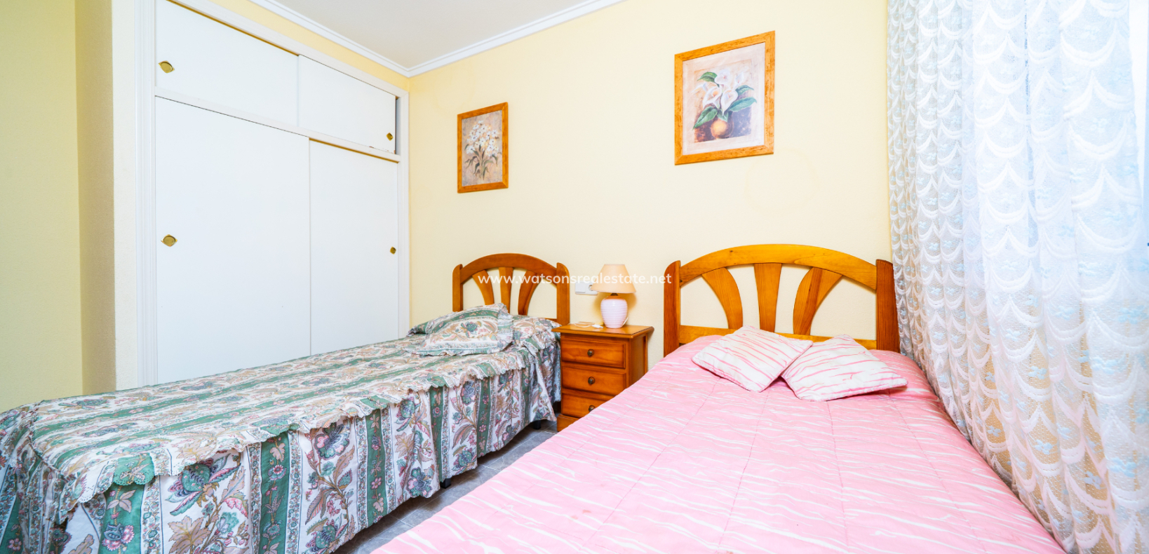 Resale - Freistendhe Villa - Urb. La Marina