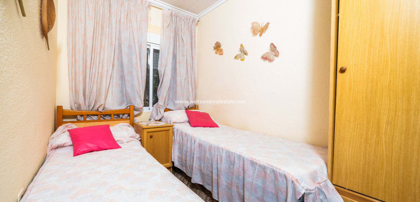 Resale - Freistendhe Villa - Urb. La Marina
