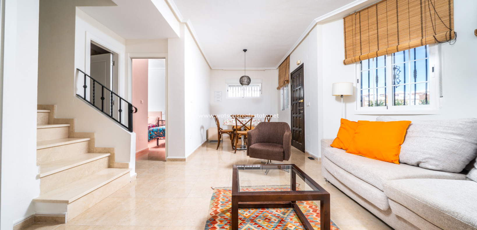 Resale - Freistendhe Villa - Urb. La Marina