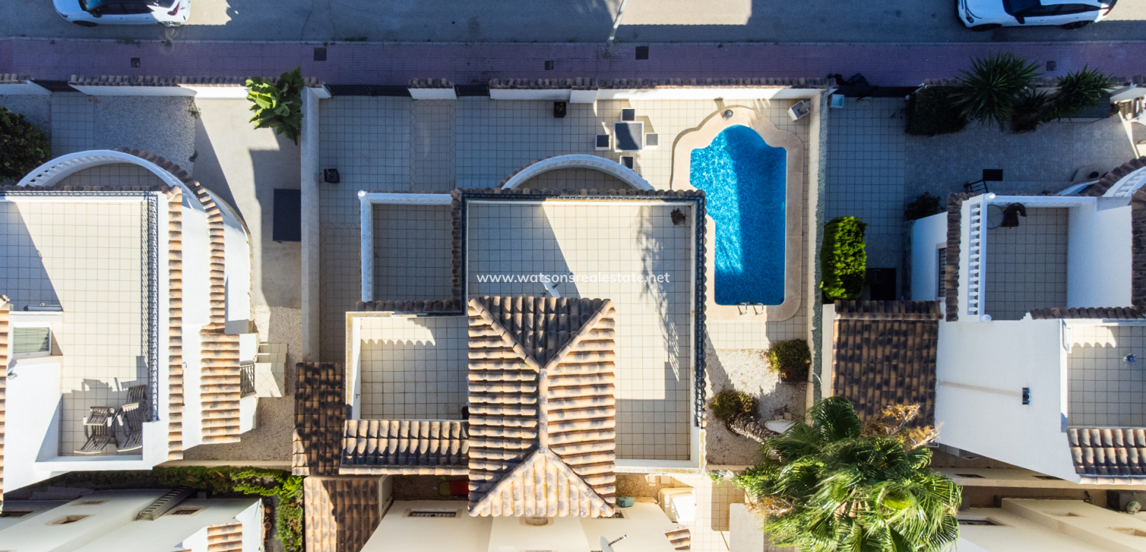 Resale - Freistendhe Villa - Urb. La Marina